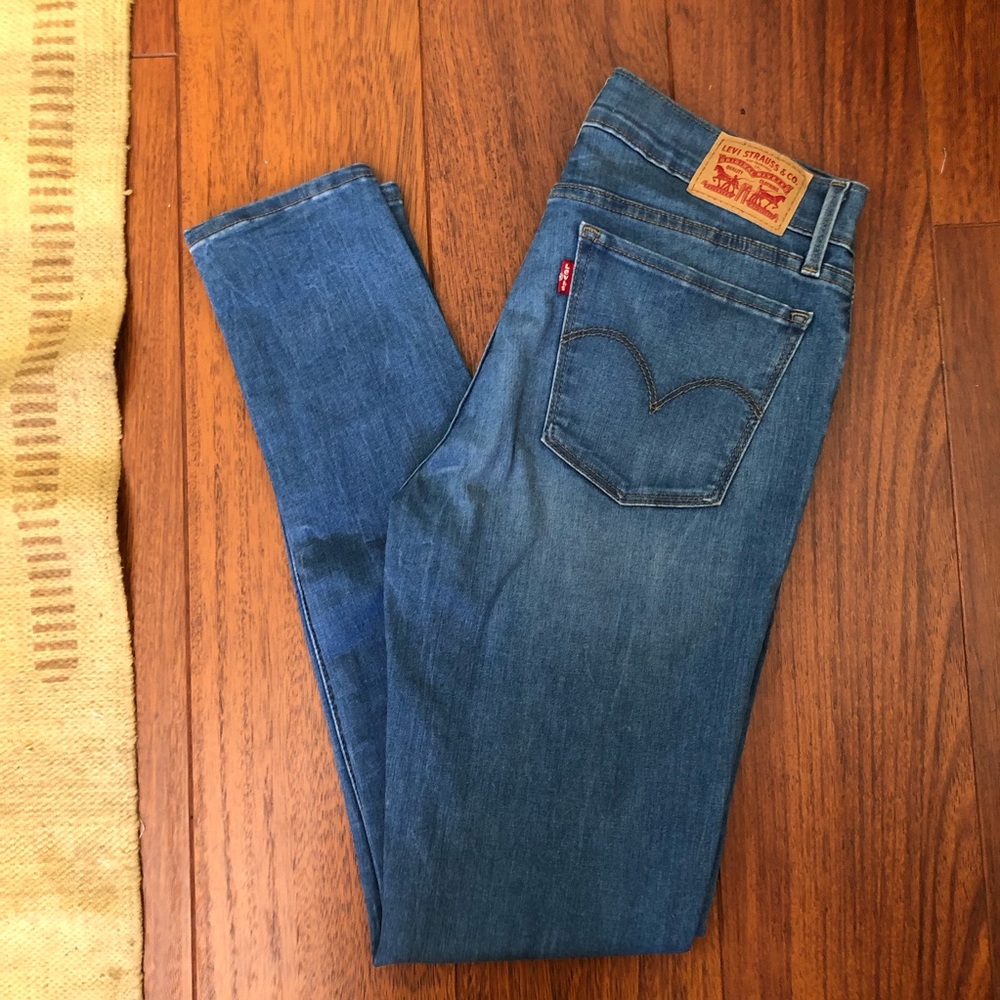 Levi jeans